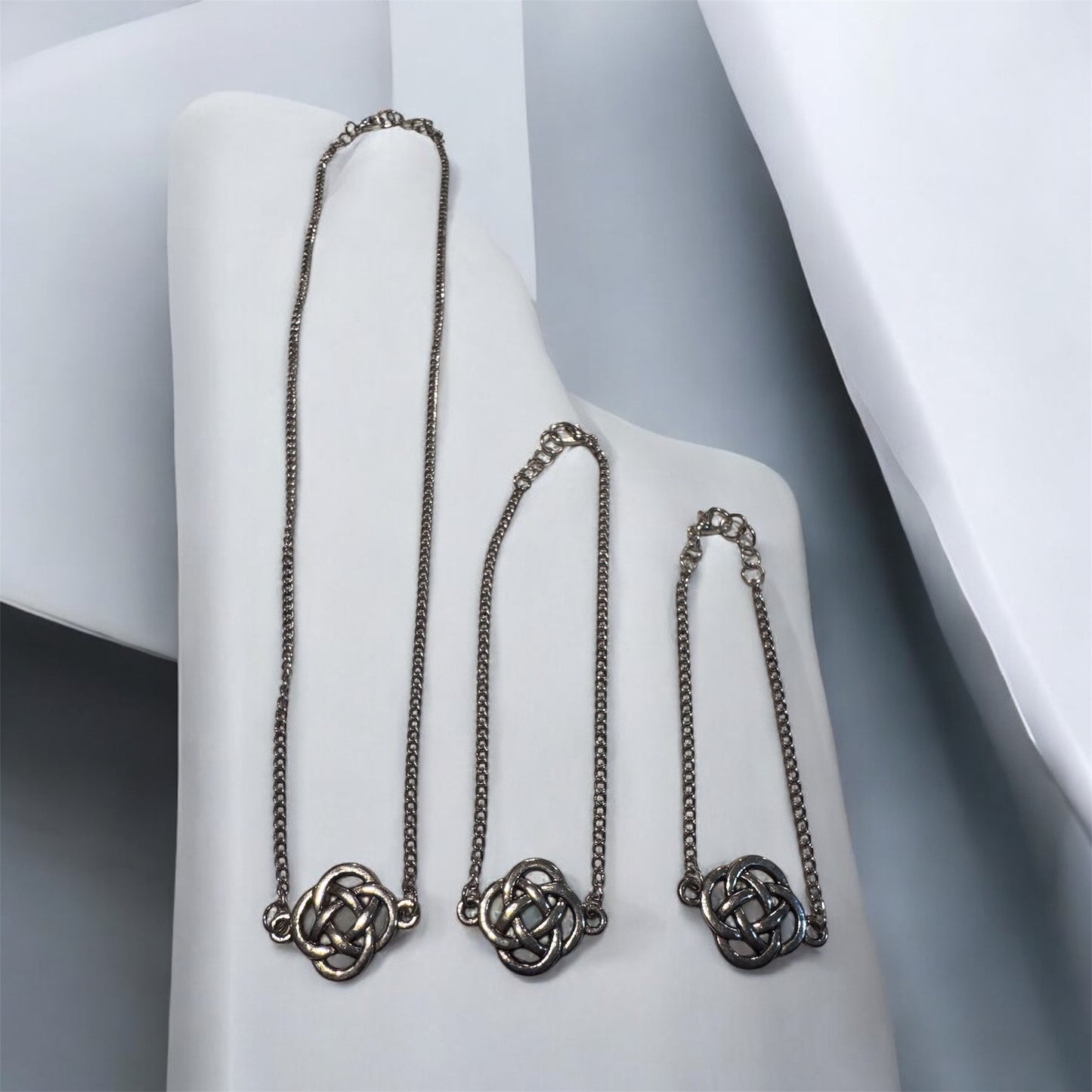 Celtic Knot Jewelry Set – Necklace, Bracelet & Anklet