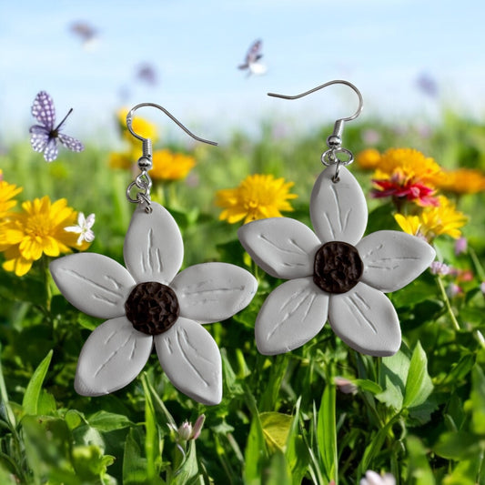 White Daisy Earrings – Polymer Clay & Sterling Silver