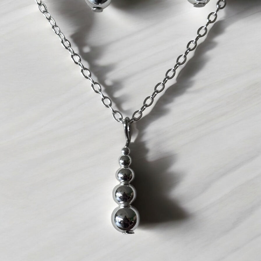 Minimalist Silver Bead Jewelry Set – Necklace, Earrings & Bracelet