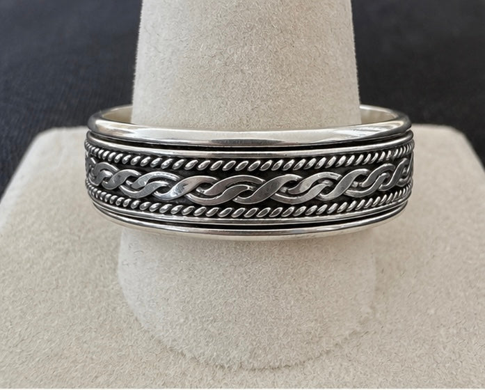 Men’s Bali Spinner Ring
