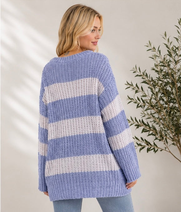 WOMEN'S LONG SLEEVE KNIT PULLOVER SWEATER. Color-navy