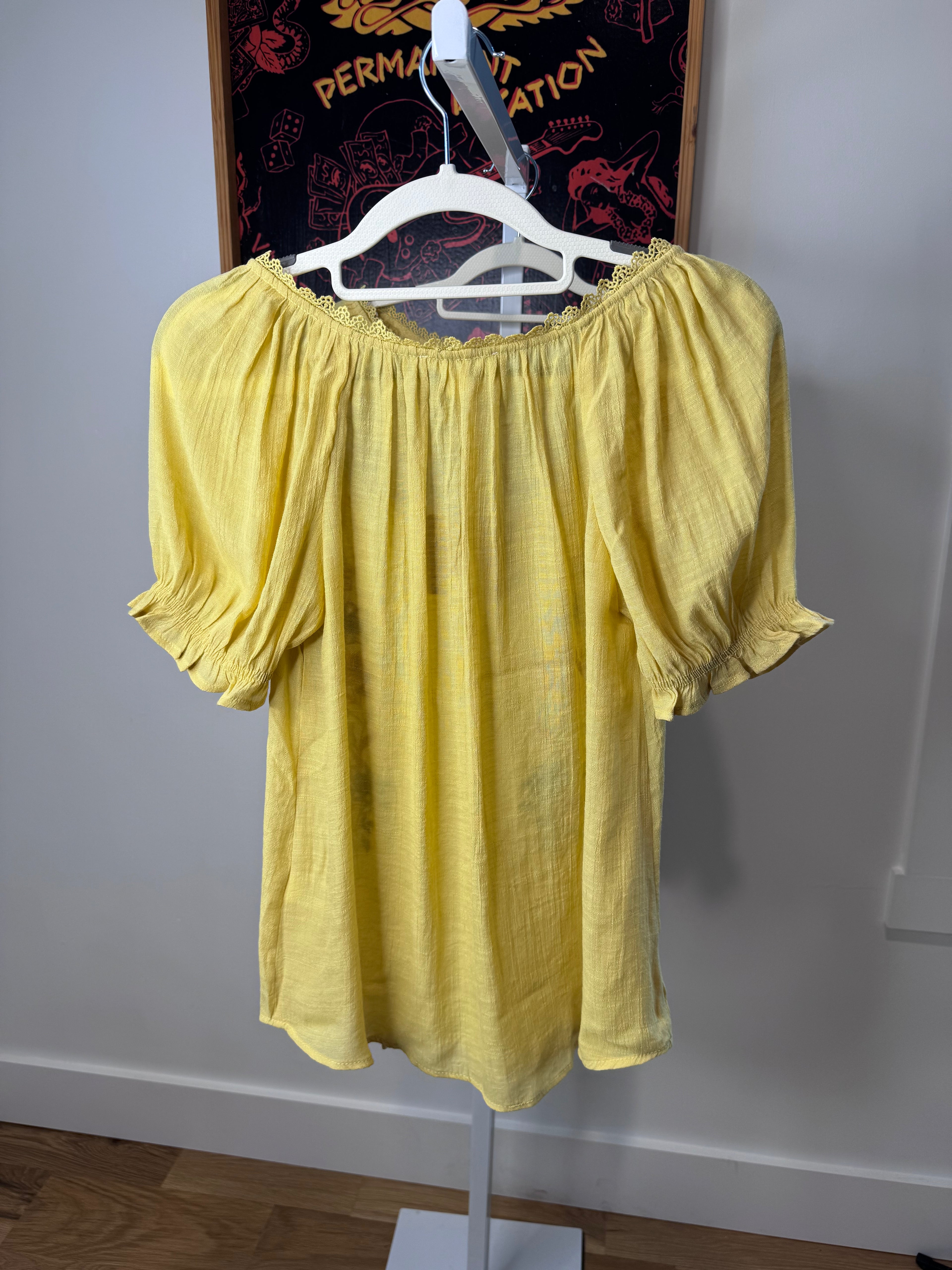 SHORT SLEEVE V-NECK FRONT TIE EMBROIDERY FLORAL BLOUSE
